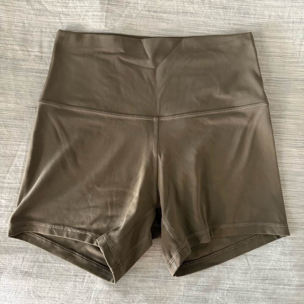 lululemon athletica Women's High-Waisted Align Shorts in Taupe